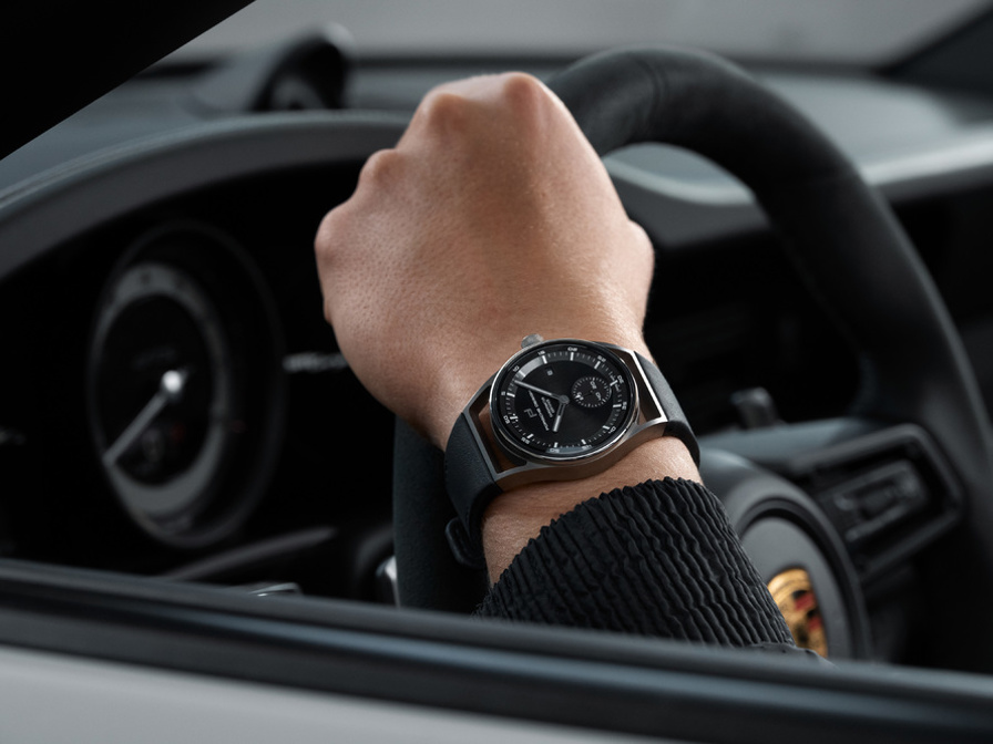 Shows Picture of PD_Timepieces_Sport-Chrono-Collection_004_Motiv_02_Schwarz_00286_layout.jpg