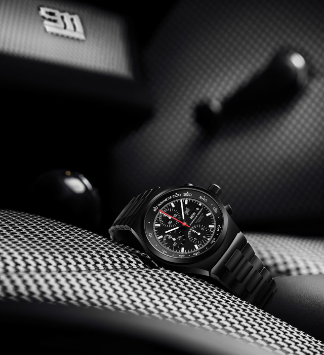 Shows Picture of Chonograph_1_All_Black_Details_Porsche_Targa_0002_Porsche_Design_Targa4143_preview.jpg