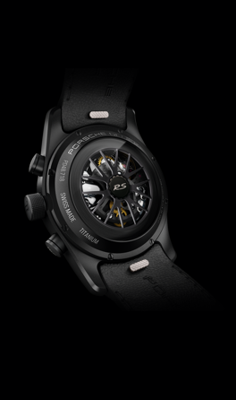 451_tp1_718_gt4rs_weissach_back_rotoren_darksilver_b_milestone_carousel_1280x2160px_72dpi.png