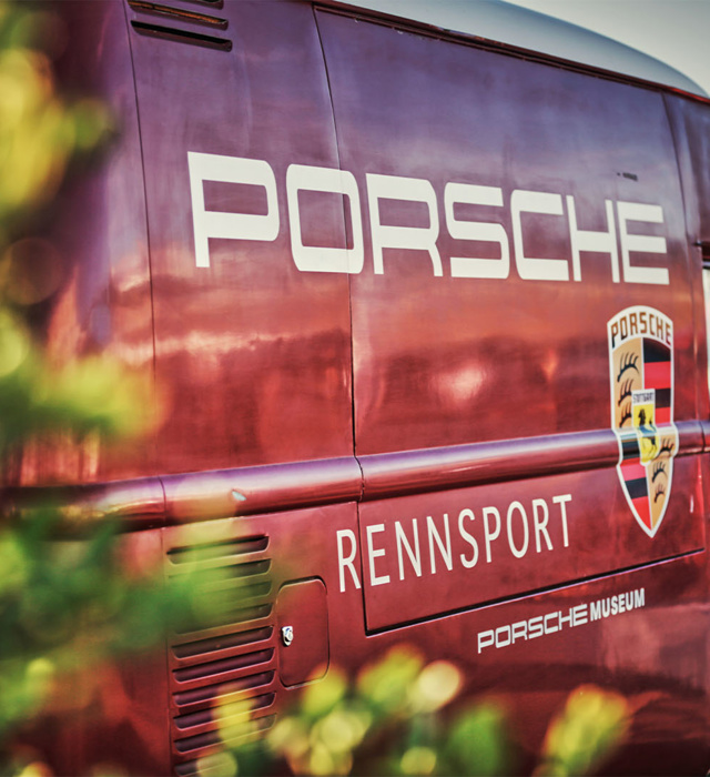 Shows Picture of Rennsport_Reunion_Impressionen_0002_SP15MODBB0237_rgb.jpg
