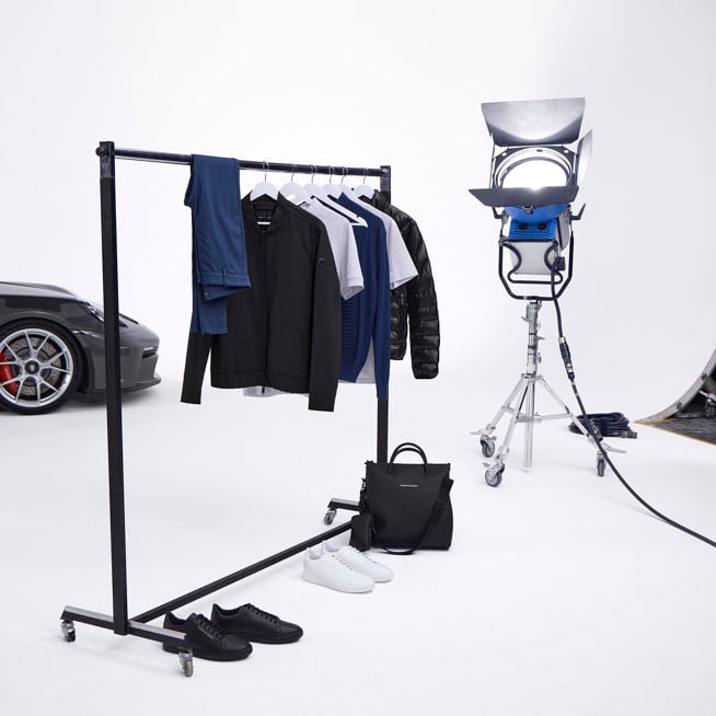 Shows Picture of Sportswear_Look 3_Porsche Design_FW23_3839_lowRes_72dpi.jpg